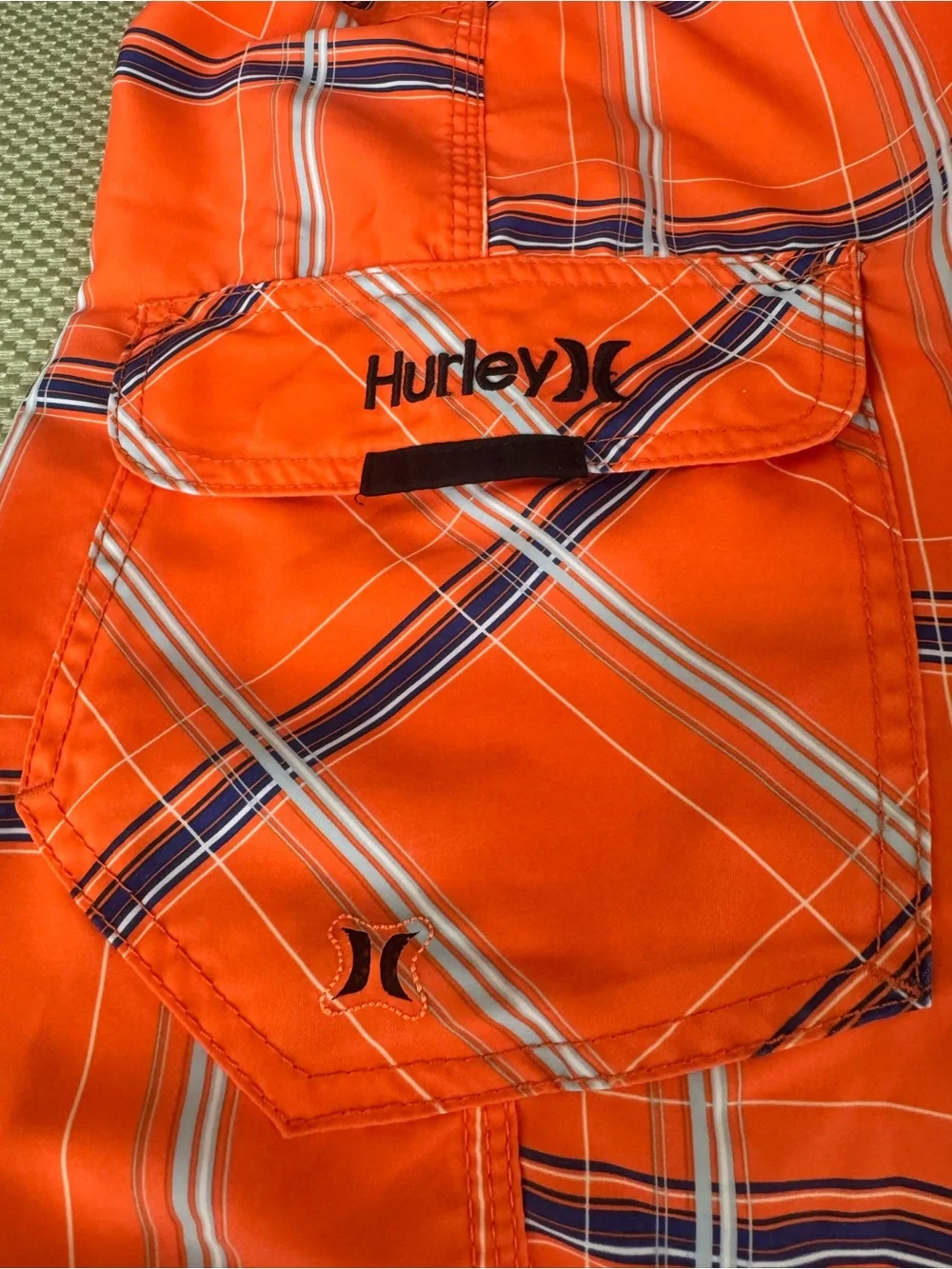 Hurley Men's Size 36 Orange Striped Hybrid Knee Length Boardshorts EUC